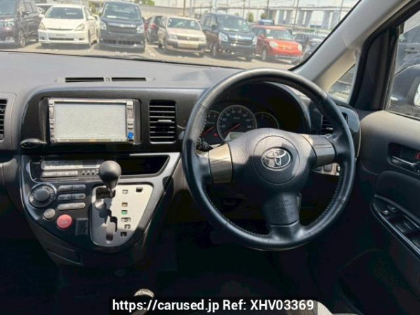 Used 2003 AT toyota wish ZNE10G Image[19]
