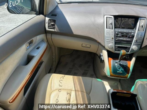Used 2004 AT toyota harrier MCU30W Image[19]