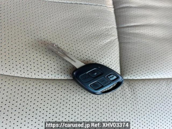 Used 2004 AT toyota harrier MCU30W Image[30]