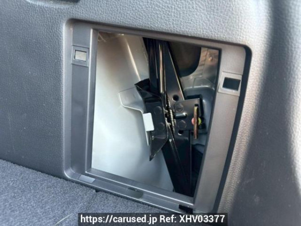 Used 2005 AT mazda verisa DC5W Image[43]