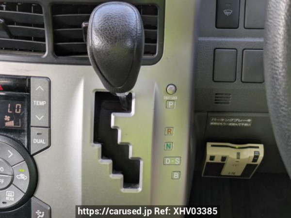Used 2007 AT toyota noah ZRR75G Image[26]