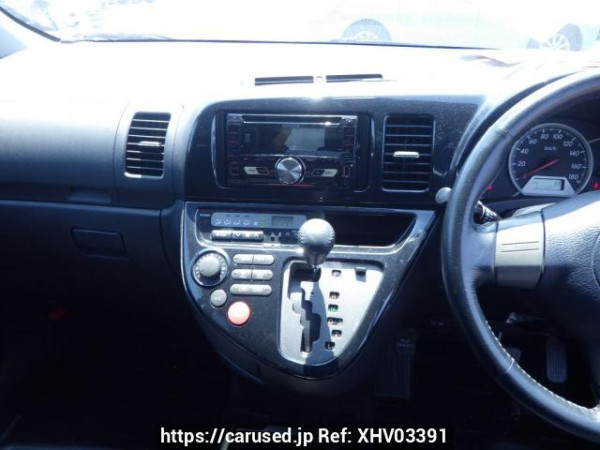 Used 2004 AT toyota wish ZNE10G Image[36]