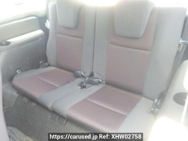 Used 2004 AT toyota wish ZNE10G Image[15]