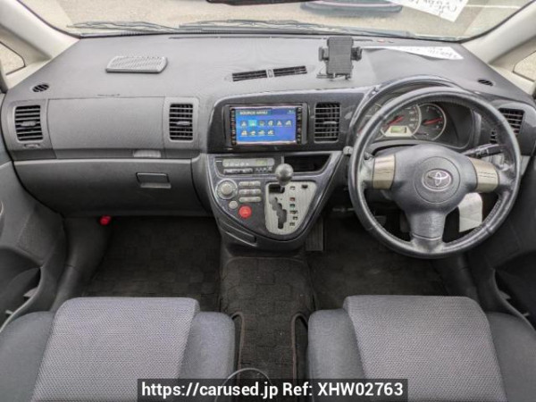 Used 2004 AT toyota wish ZNE10G Image[19]