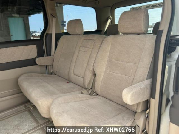 Used 2002 AT toyota alphard ANH10W Image[16]