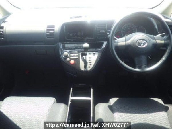 Used 2005 AT toyota wish ZNE14G Image[16]