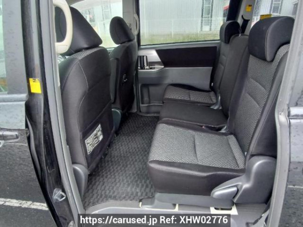 Used 2008 AT toyota noah ZRR70W Image[16]