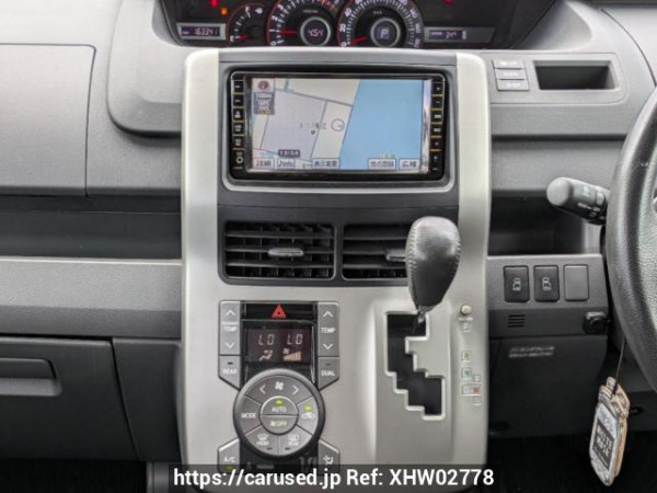Used 2009 AT toyota voxy ZRR70W Image[19]