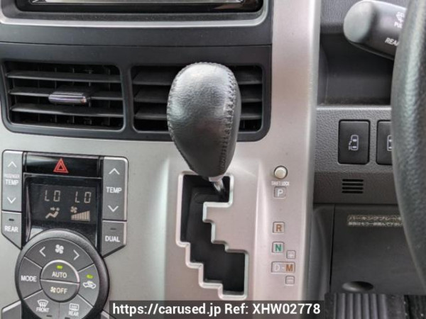 Used 2009 AT toyota voxy ZRR70W Image[23]