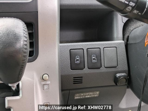 Used 2009 AT toyota voxy ZRR70W Image[24]