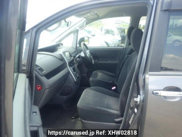 Used 2009 AT toyota noah ZRR70G Image[12]