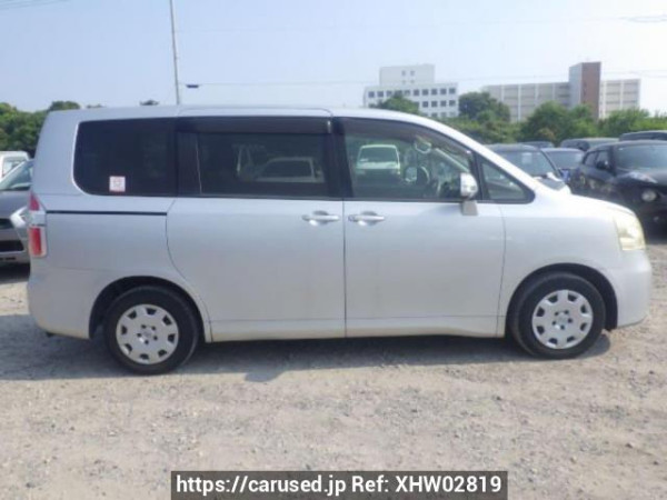 Used 2008 AT toyota noah ZRR70G Image[7]