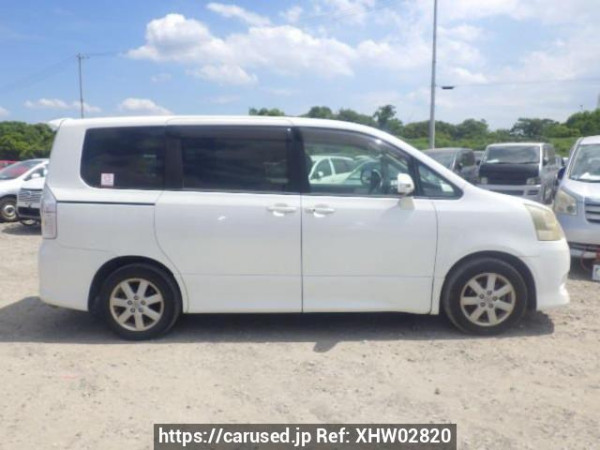 Used 2007 AT toyota noah ZRR70W Image[7]