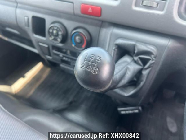 Used 2007 MT toyota hiace-van KDH205V Image[22]