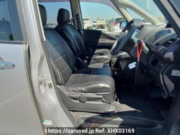 Used 2011 AT nissan serena C26 Image[13]