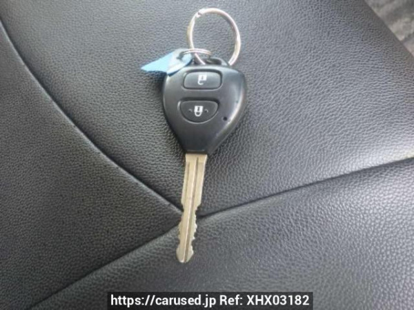 Used 2004 AT toyota hiace-van KDH205V Image[24]