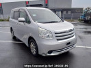 Toyota Noah ZRR70G