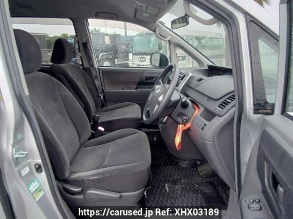 Used 2007 AT toyota noah ZRR70G Image[14]