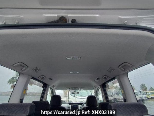 Used 2007 AT toyota noah ZRR70G Image[19]