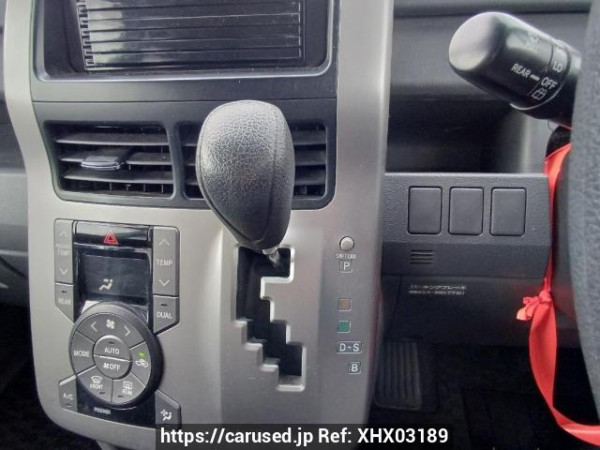 Used 2007 AT toyota noah ZRR70G Image[28]