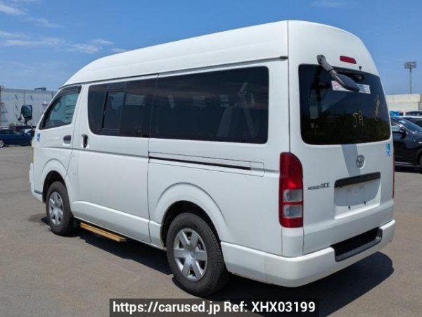 Used 2006 AT toyota regiusace-van KDH205K Image[3]