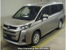 Toyota Noah MZRA95W