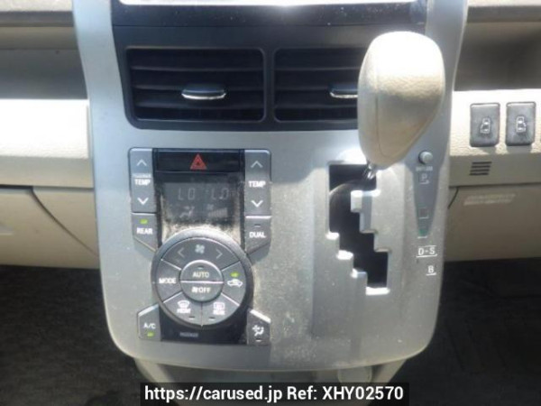 Used 2010 AT toyota noah ZRR70G Image[22]