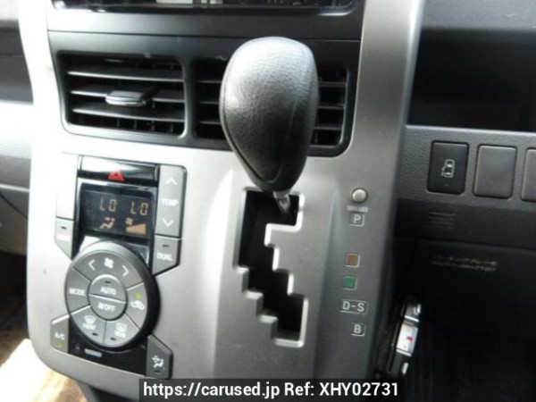Used 2007 AT toyota voxy ZRR70W Image[23]