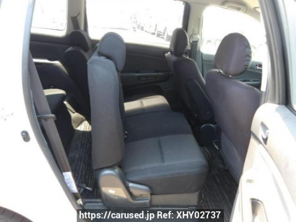 Used 2004 AT toyota wish ZNE14G Image[13]