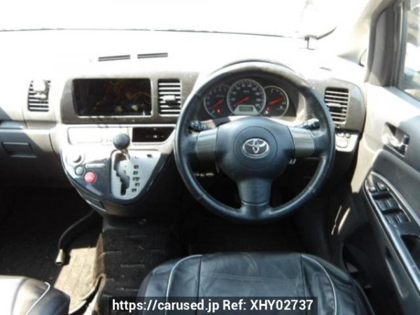 Used 2004 AT toyota wish ZNE14G Image[19]