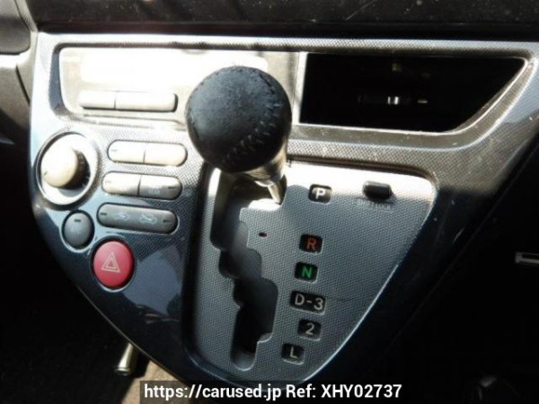 Used 2004 AT toyota wish ZNE14G Image[22]