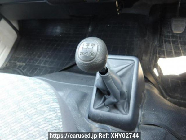 Used 2003 MT toyota hiace-van RZH102V Image[20]