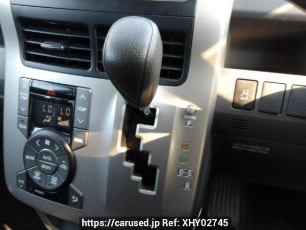 Used 2008 AT toyota noah ZRR70G Image[22]