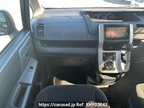 Used 2010 AT toyota noah ZRR70G Image[20]