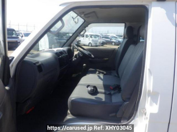 Used 2007 MT mazda bongo-van SK82V Image[12]