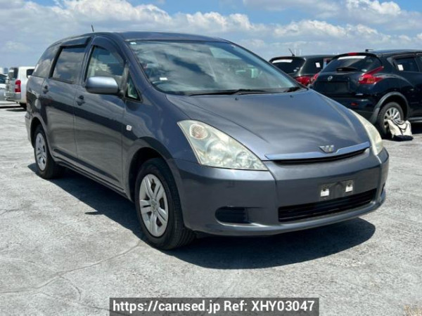 Used 2004 AT toyota wish ZNE14G Image[0]