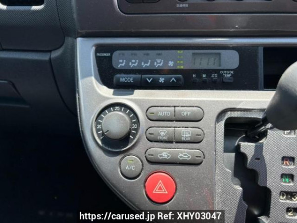 Used 2004 AT toyota wish ZNE14G Image[25]