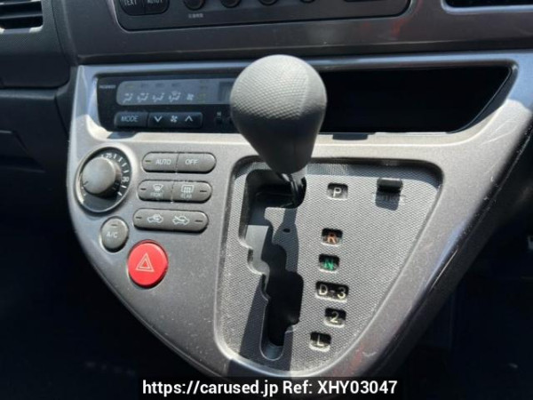 Used 2004 AT toyota wish ZNE14G Image[27]