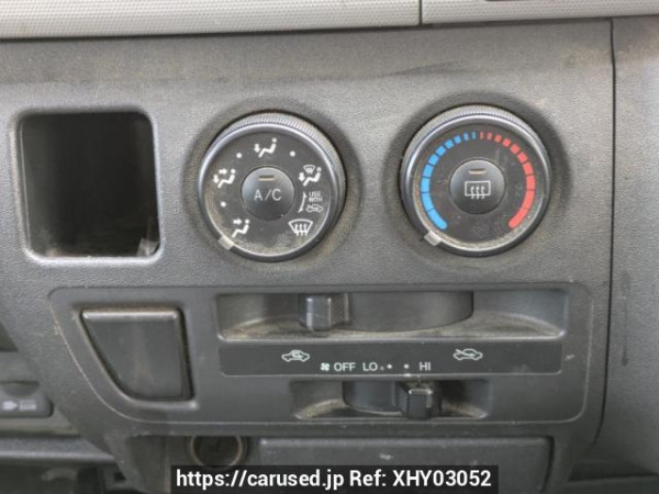 Used 2006 AT toyota hiace-van KDH205V Image[24]