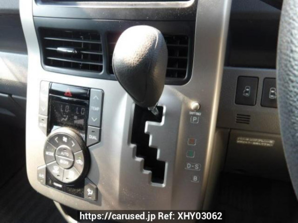 Used 2009 AT toyota noah ZRR70G Image[23]