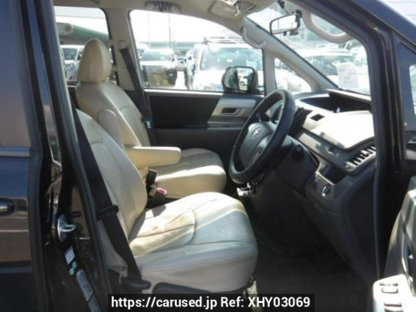 Used 2008 AT toyota voxy ZRR70W Image[11]