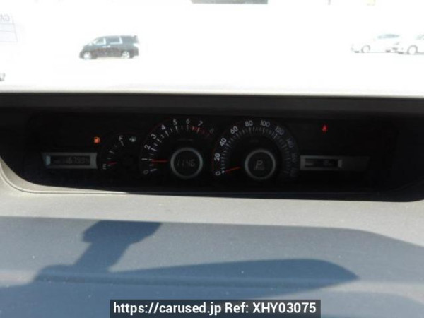 Used 2008 AT toyota voxy ZRR70W Image[17]