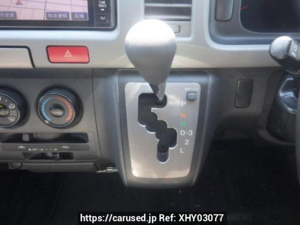 Used 2005 AT toyota hiace-van KDH205V Image[19]
