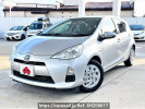 Toyota Aqua DAA-NHP10