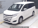 Toyota Noah ZRR80G