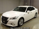 Toyota Crown Hybrid AWS210