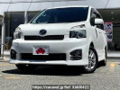 Toyota Voxy DBA-ZRR70W