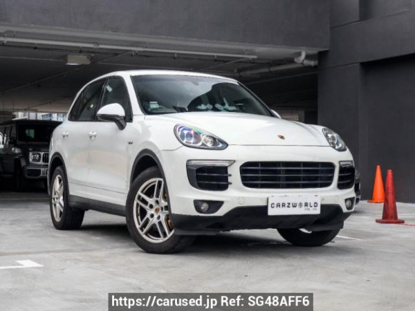 Used 2015 AT porsche cayenne null Image[2]