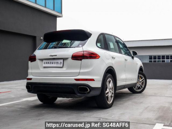 Used 2015 AT porsche cayenne null Image[4]