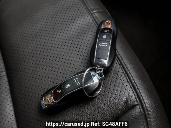 Used 2015 AT porsche cayenne null Image[16]